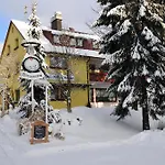 Haus Waldeck * ヴァルメンシュタイナハ