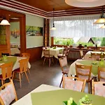 Haus Waldeck ゲストハウス